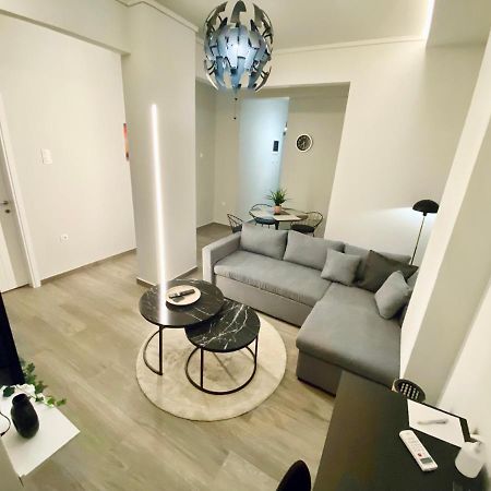 Central Grey Quiet Apartment 塞萨洛尼基 外观 照片