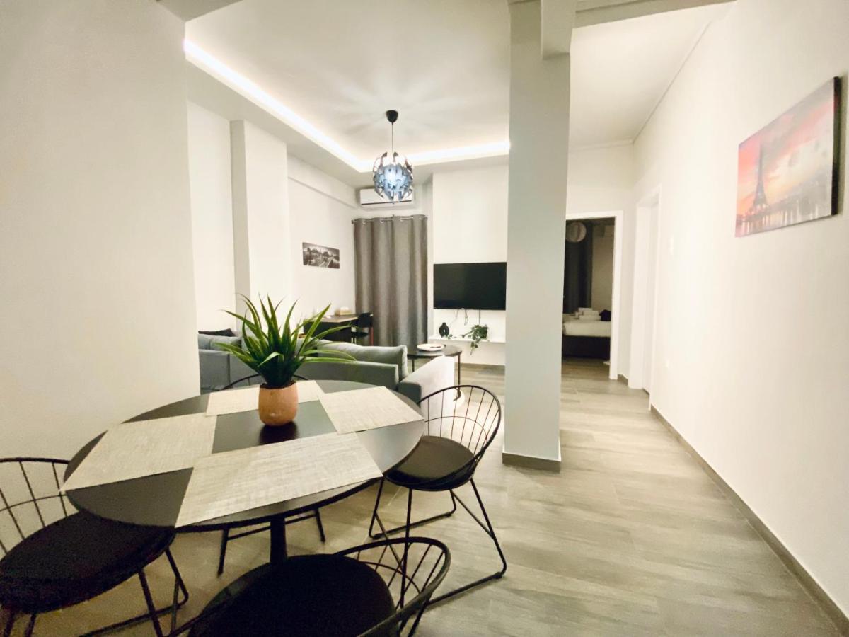 Central Grey Quiet Apartment 塞萨洛尼基 外观 照片